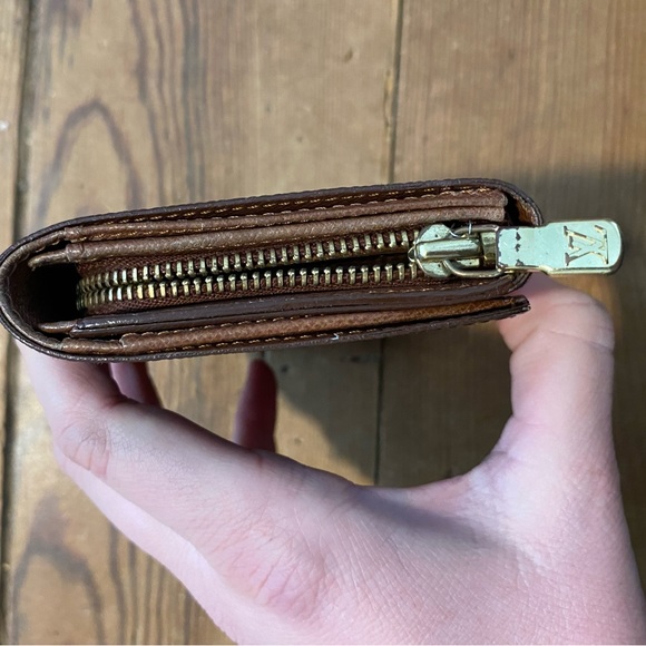 Authentic Louis Vuitton Classic Monogram canvas Porte Monnaie tressor wallet - Picture 5 of 8